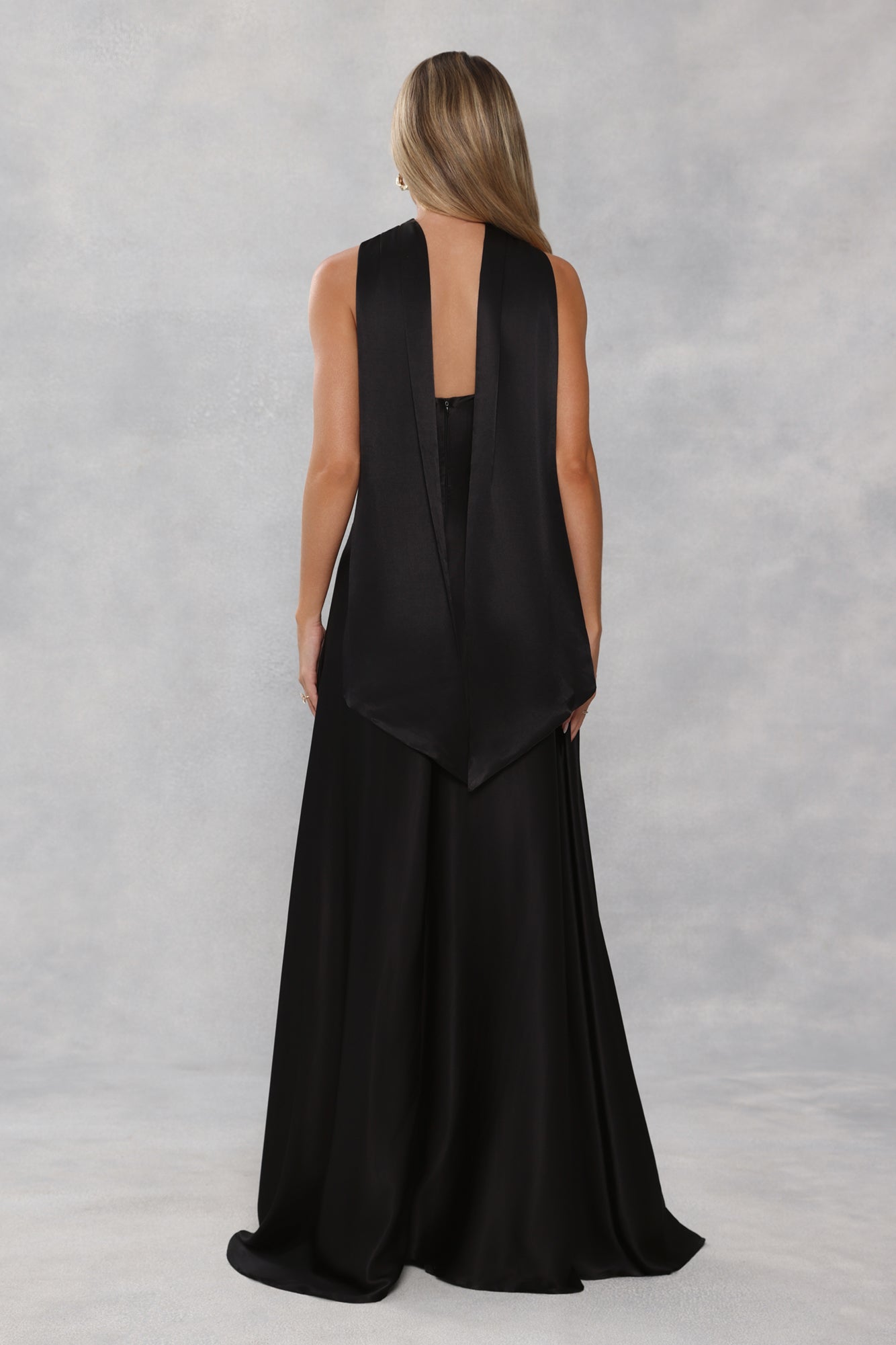 Satin Neck Scarf Black