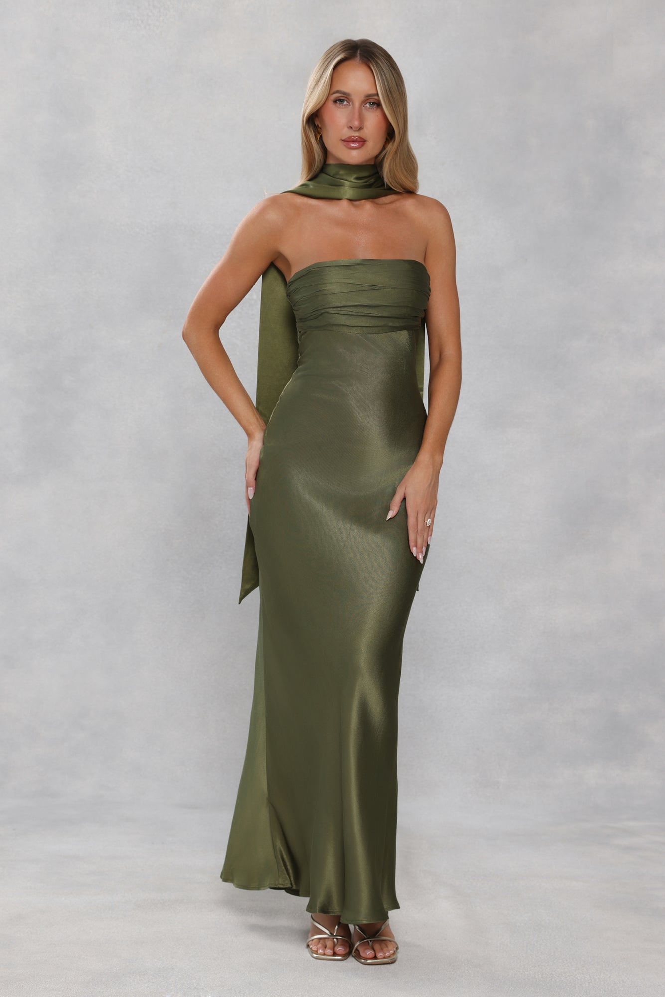 Satin Neck Scarf Olive Green