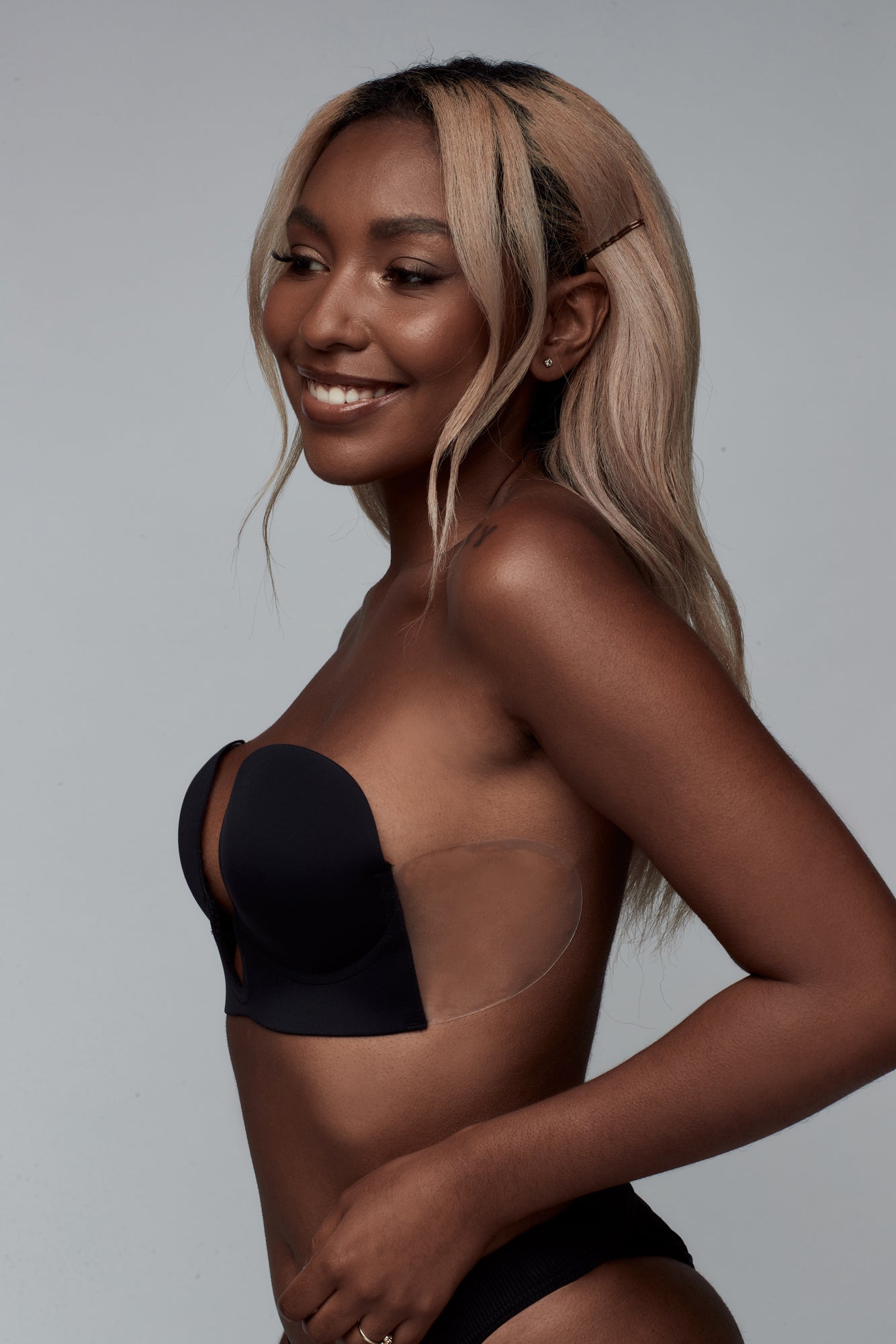 UNDERCOVER Style Helpers Brallelujah Hidden Bra Black