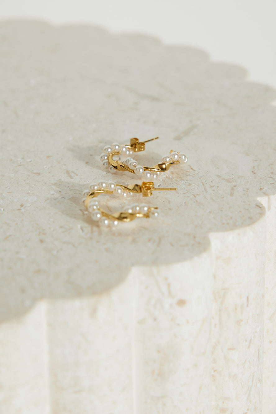 18k Gold Plated Exotic Pearl Earrings Gold