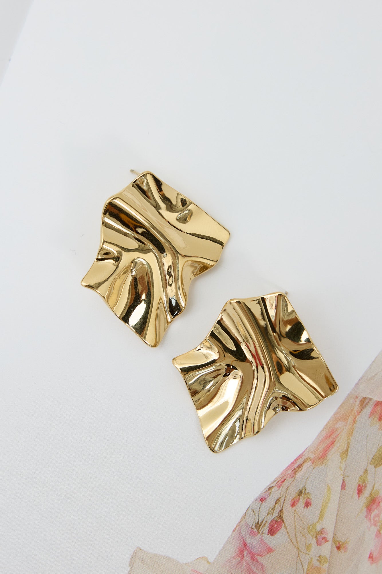 Callia Earrings Gold